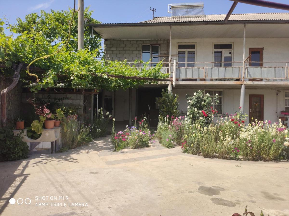 Berdavan Guesthouse Buitenkant foto